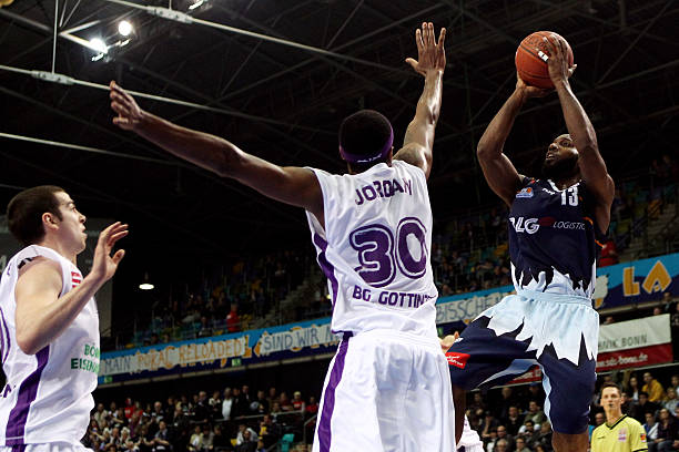 发挥直接影 发挥直接影